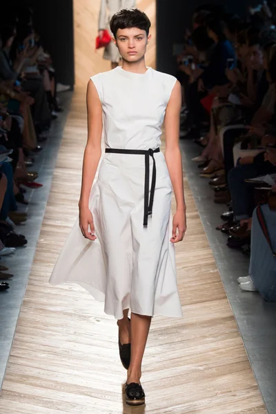 Look 38